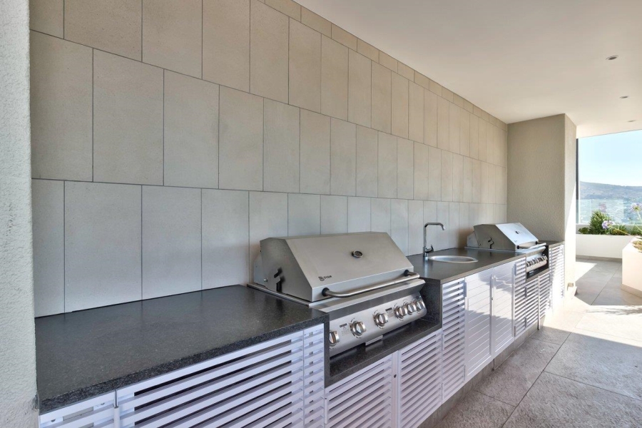 2 Bedroom Property for Sale in Cape Town City Centre Western Cape